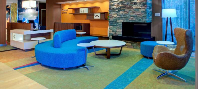 弗拉格斯塔夫东万枫酒店及套房(Fairfield Inn & Suites Flagstaff East)图片