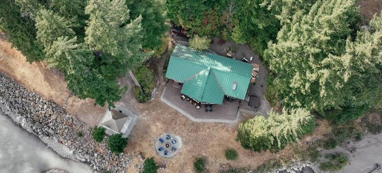 Th River House- Riverfront Cabin with Hot Tub, Fire Pit and Gazebo图片