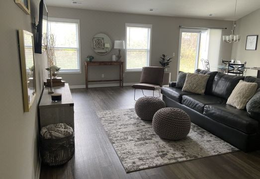 Executive house Hotel Overview