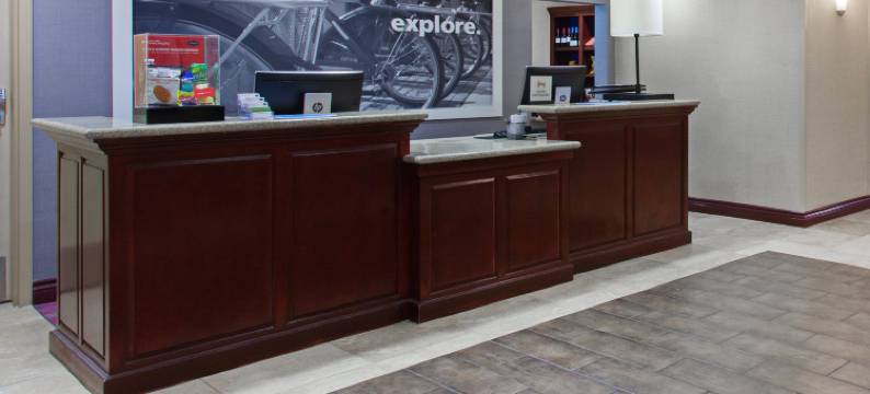 奥克兰机场阿拉梅达欢朋套房酒店(Hampton Inn & Suites Oakland Airport-Alameda)图片