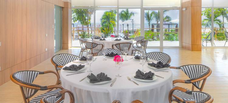 冲浪者酒店(Radisson Riviera Panama)图片