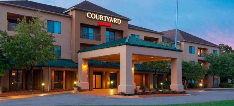 阿克伦费尔劳恩万怡酒店(Courtyard Akron Fairlawn)图片