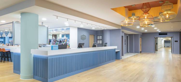 希尔顿旗下欢朋-伦敦盖特威克机场(Hampton by Hilton London Gatwick Airport)图片