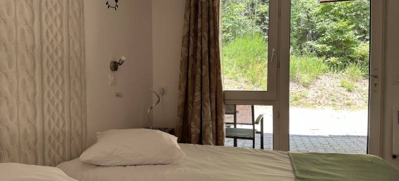 在 SAM La Marguetière 旁边的 Du(Du côté de Chez Sam la Marguetière)图片