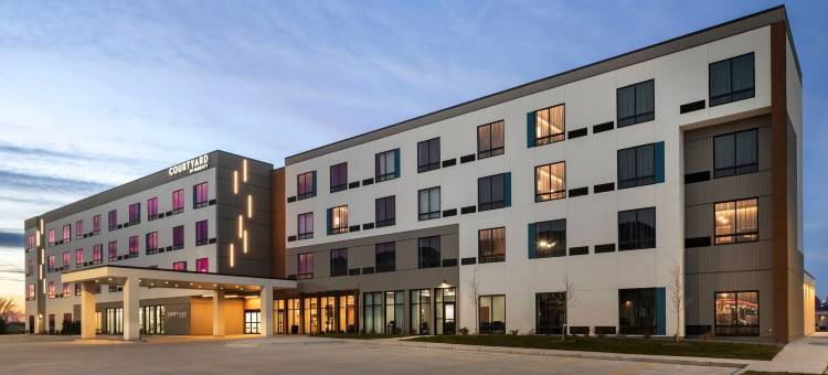 贝滕多夫万豪万怡酒店(Courtyard by Marriott Bettendorf)图片