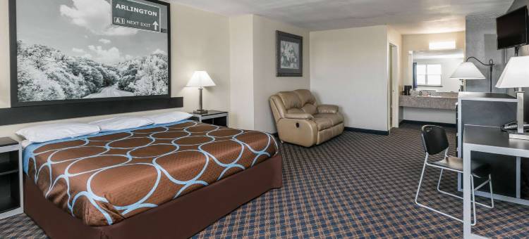 阿林顿速8酒店-近AT＆T体育场(Super 8 by Wyndham Arlington Near at&T Stadium)图片