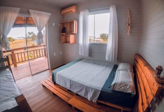 Franca's House - Piscina - Praia do Rosa Hotel Overview