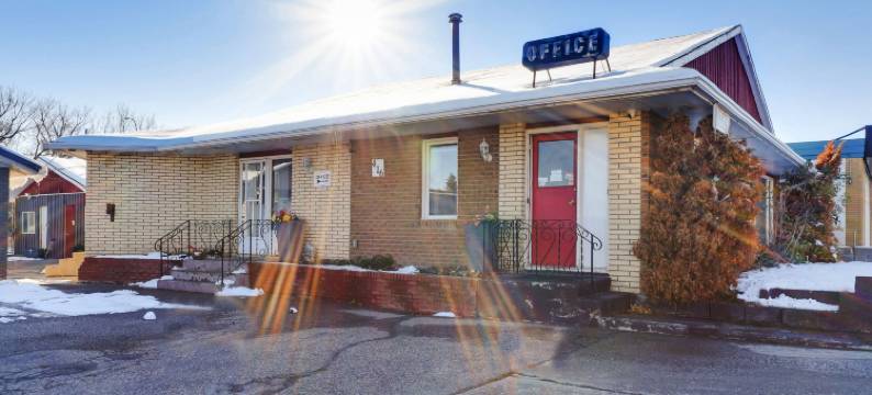 伯特利酒店 - 艾伯塔省麦克劳德堡(Hotel Bethel - Fort MacLeod, AB)图片