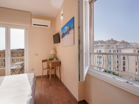 卡利亚里马吉卡酒店