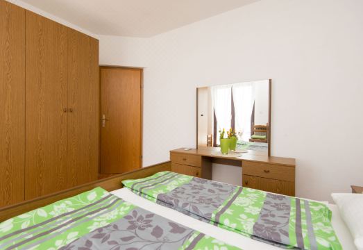 Maras Hotel Overview