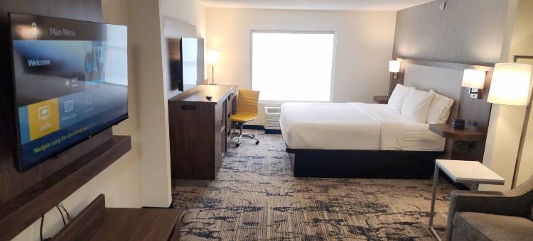 密尔沃基西南新柏林拉昆塔温德姆套房酒店(La Quinta Inn & Suites by Wyndham Milwaukee SW New Berlin)图片