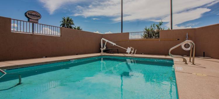 阿拉莫戈多郊区开放式客房(Suburban Studios Alamogordo)图片