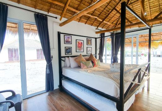 Viovio Beach & Resort Hotel Overview