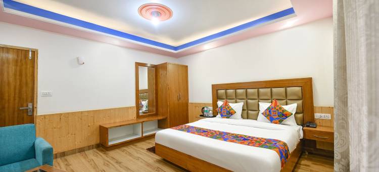 "薄雾山"(Misty Hills)图片