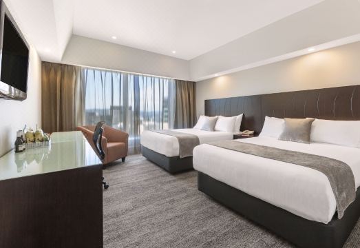 James Cook Hotel Grand Chancellor Hotel Overview