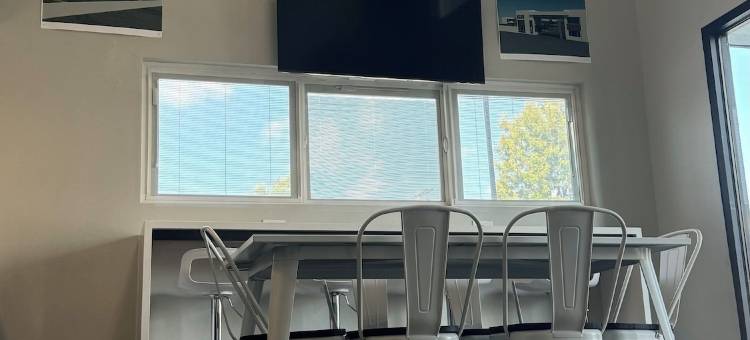 安大略速8酒店(Hotel Seville - Ontario Airport/Chino)图片