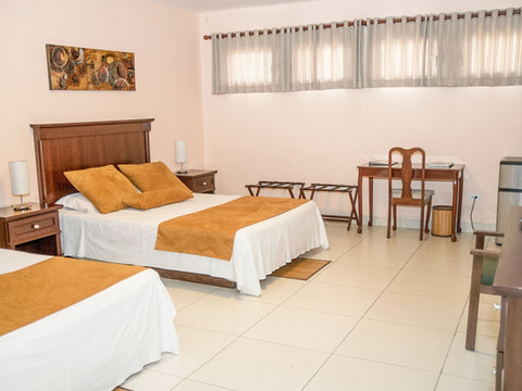 阿罗拉曼达酒店