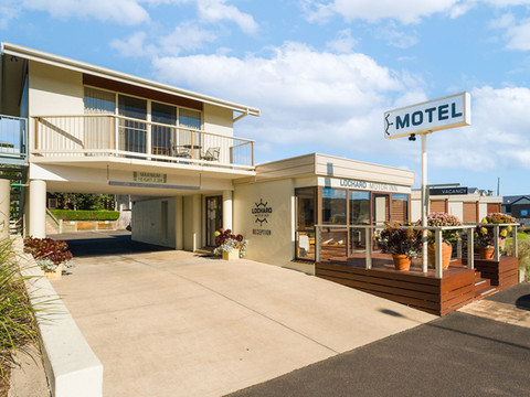 阿德湖汽车旅馆