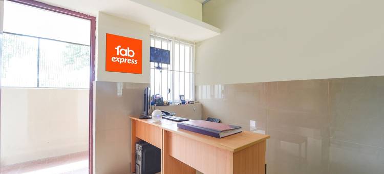 FabExpress 克洛弗城堡(FabExpress Clover Castle - Nr Coimbatore International Airport)图片