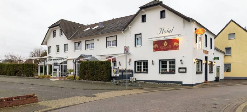 纳拉辛加酒店餐厅(Hotel Restaurant Narasinga)图片