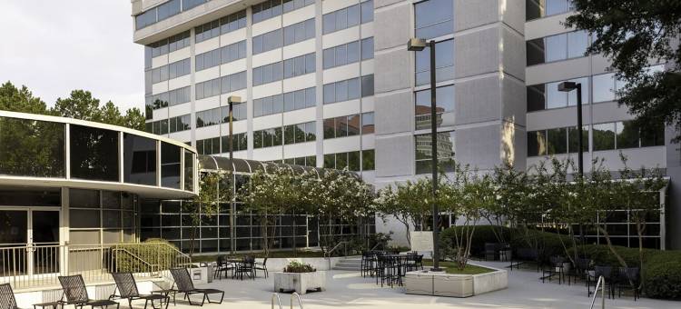 佩利米特公园希尔顿逸林酒店(DoubleTree by Hilton Birmingham Perimeter Park)图片