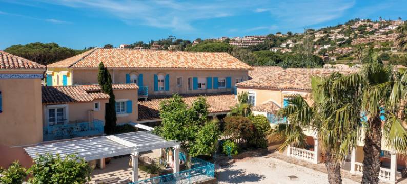 乐思芙洛布鲁埃斯酒店(Hotel les Flots Bleus)图片