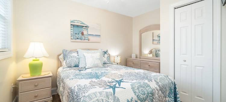 迷人海滨五卧度假屋，景观优美(Charming 5-bedroom oceanfront duplex with wonderful views)图片