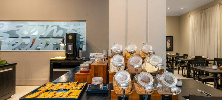 洛克菲勒斯拉维耶罗酒店(Rockefeller by Slaviero Hotéis)图片