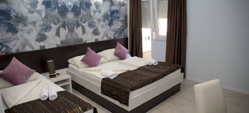 维拉纳丁酒店(Hotel Villa Nadin)图片