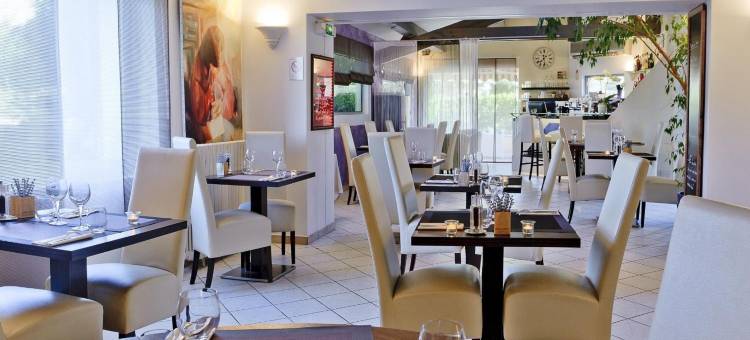 洛吉斯米斯特拉尔酒店 - 餐厅 - 蒙特利马尔南(Logis Hôtel le Mistral - Restaurant - Montélimar Sud)图片