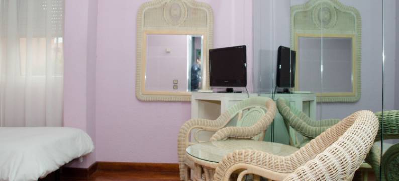 阿尔卡拉城住宿(Ciudad de Alcala)图片