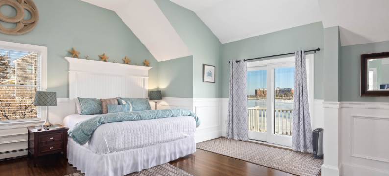 灯塔豪华海滨旅馆(The Beacon Waterfront Inn)图片