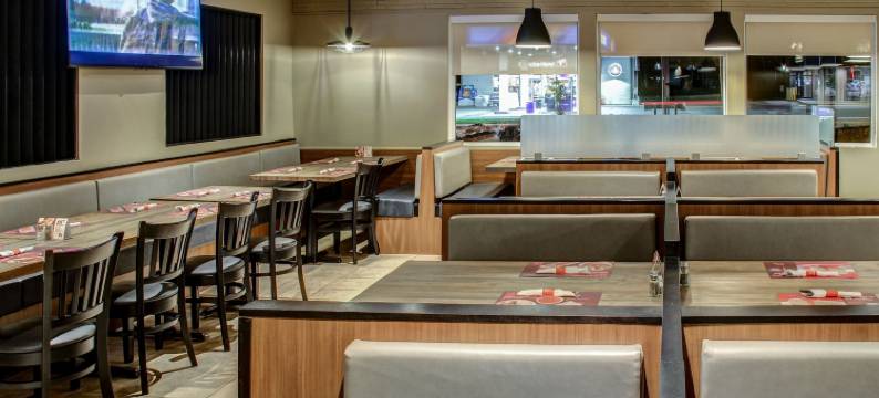 诺曼丁阿尔玛汽车旅馆(Hôtel-Motel Normandin Alma)图片