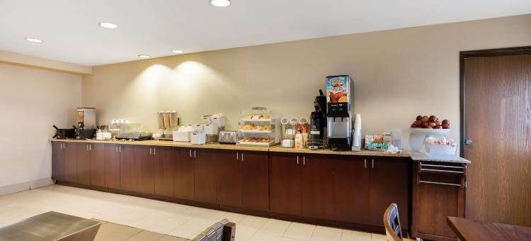 法兰克福拉昆塔温德姆套房酒店(La Quinta Inn & Suites by Wyndham Frankfort)图片