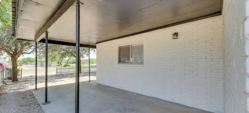 爱丁堡的现代化家庭，只需走半英里就能到达Utrgv！(Modern Home in Edinburg Half-Mi Walk to Utrgv!)图片