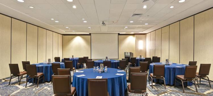 奥兰多市中心希尔顿安泊酒店(Embassy Suites by Hilton Orlando Downtown)图片