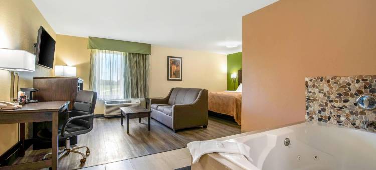 布兰登堡-诺克斯堡品质酒店及套房(Quality Inn & Suites Brandenburg - Fort Knox)图片