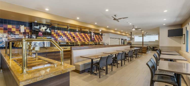公园广场贝斯特韦斯特优质迷你套房酒店(Best Western Plus Park Place Inn - Mini Suites)图片