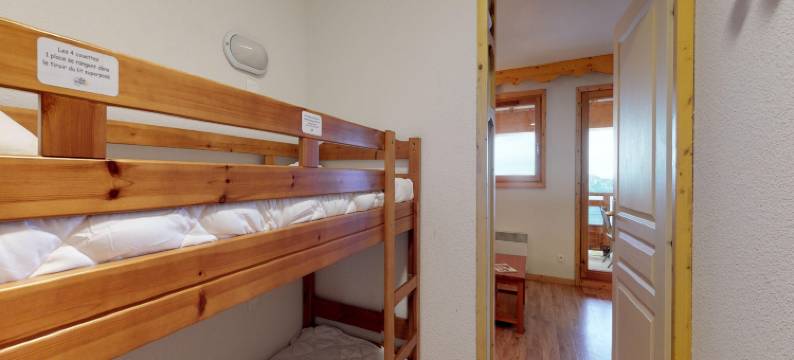 Apartment in Chamrousse with balcony图片