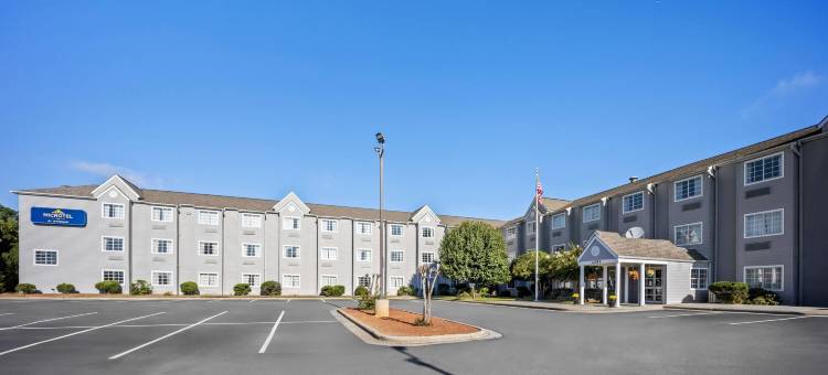 格林斯伯勒麦客达温德姆酒店(Microtel Inn & Suites by Wyndham Greensboro)图片