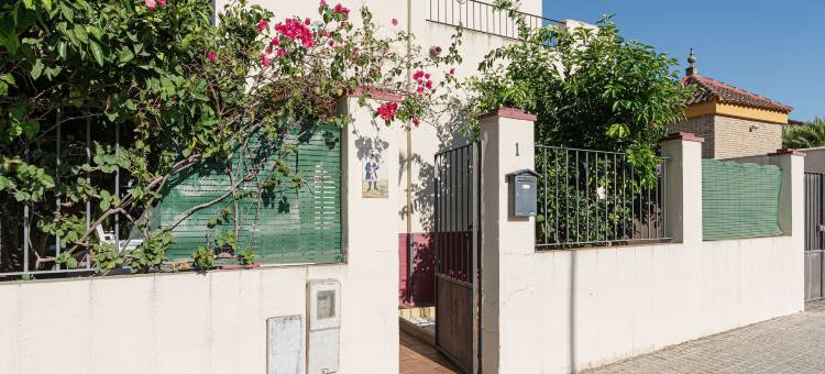 Holiday Home near Sevilla with Pool图片