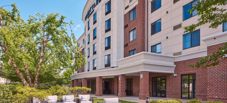 温彻斯特医疗中心万怡酒店(Courtyard Winchester Medical Center)图片