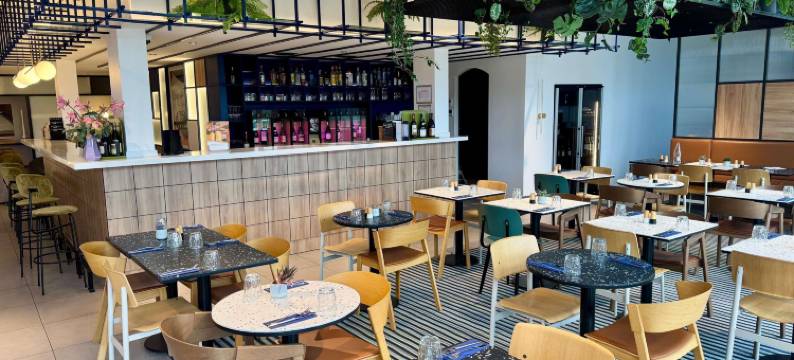 鲁昂瓦勒德勒伊美居酒店(Hôtel Mercure Rouen Val-De-Reuil)图片