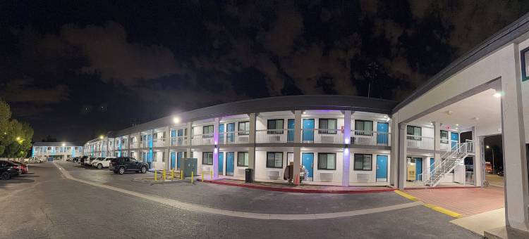 皇家旅馆汽车旅馆(Royale Inn Motel)图片