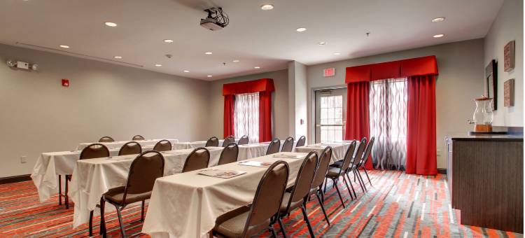 拉昆塔温德姆套房酒店 梅里迪恩(La Quinta Inn & Suites by Wyndham Meridian)图片