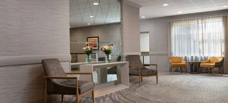 普罗维登斯机场希尔顿DoubleTree酒店(DoubleTree by Hilton Warwick Providence Airport)图片