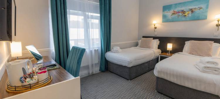 贝斯特韦斯特普劳酒店(Best Western the Plough Hotel)图片