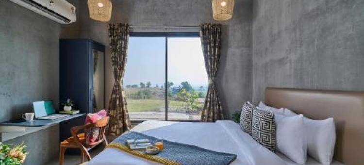 SaffronStays Ashfield - 5BHK Eco-Farmhouse with Pools, Jacuzzi, Lawn & Games Room图片