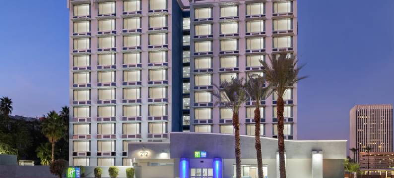 菲尼克斯中城智选假日套房酒店(Holiday Inn Express & Suites Phoenix - Midtown by IHG)图片