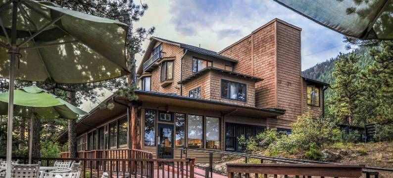 历史悠久的克拉格旅馆(The Historic Crags Lodge)图片